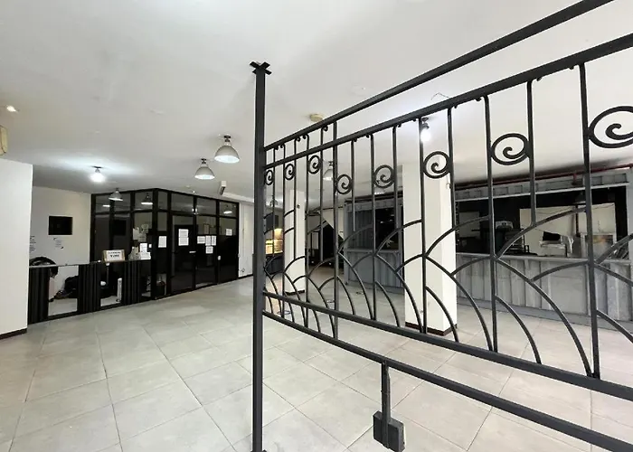Spot On Junction Hotel Manille